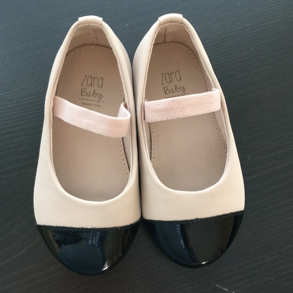 Zara Other - Zara baby toddle shoes